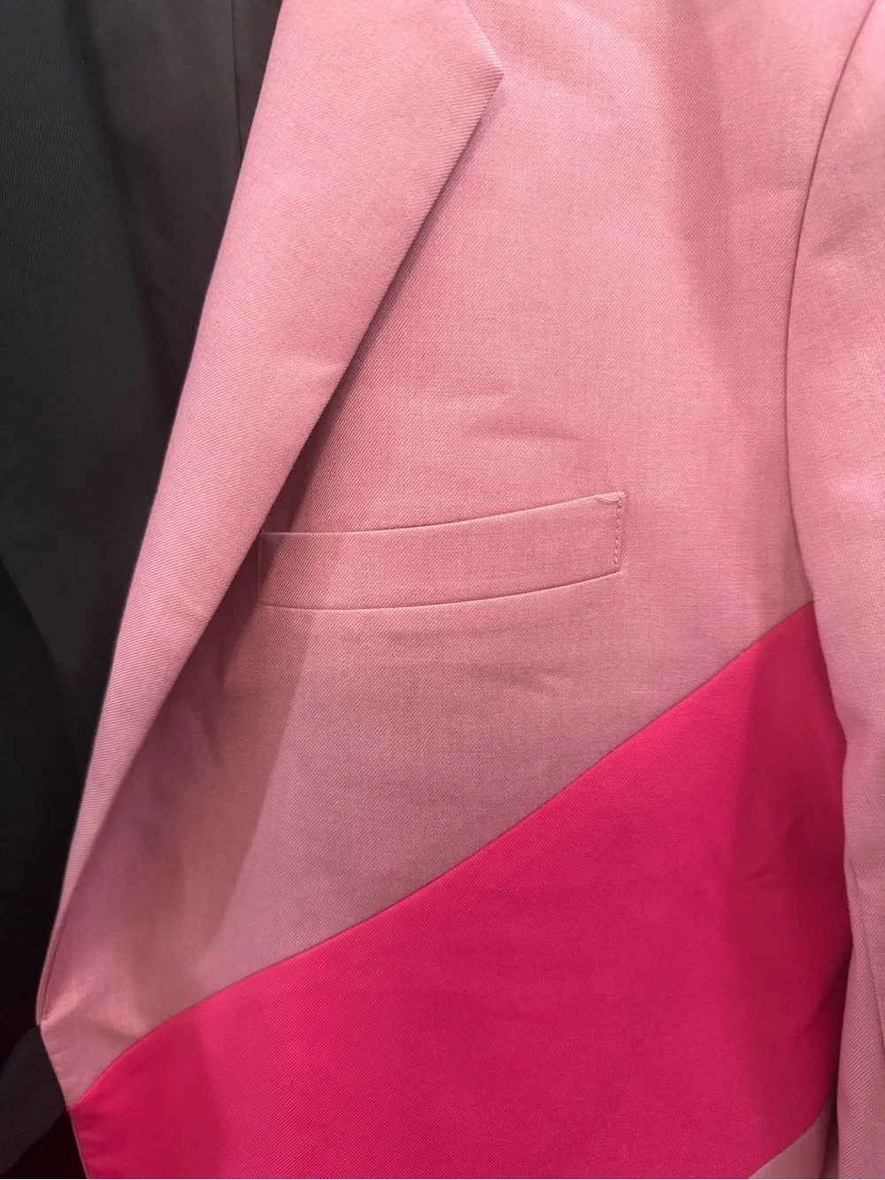 Boohoo Man Blazer Colorblock 2 Tone Pink & Black Belted Jacket Sz 40 Bold Modern